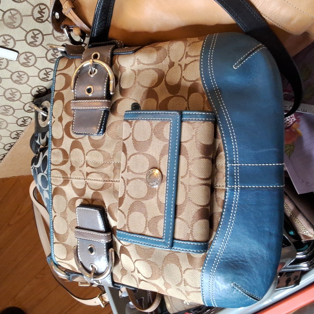 Coach Tan Signature Canvas Crossbody with Blue Trim and wallet